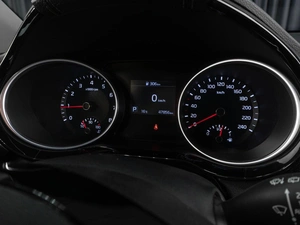 Хетчбэк Kia Ceed 2020 года, 2015000 рублей, Тюмень