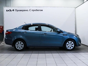 Седан Kia Rio 2012 года, 950000 рублей, Красноярск