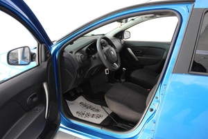 Седан Renault Logan 2014 года, 730000 рублей, Смоленск