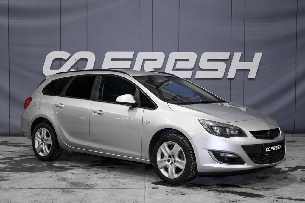 Универсал Opel Astra 2013 года, 899000 рублей, Ульяновск