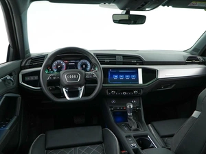 Внедорожник Audi Q3 2026 года, 4198999 рублей, Москва