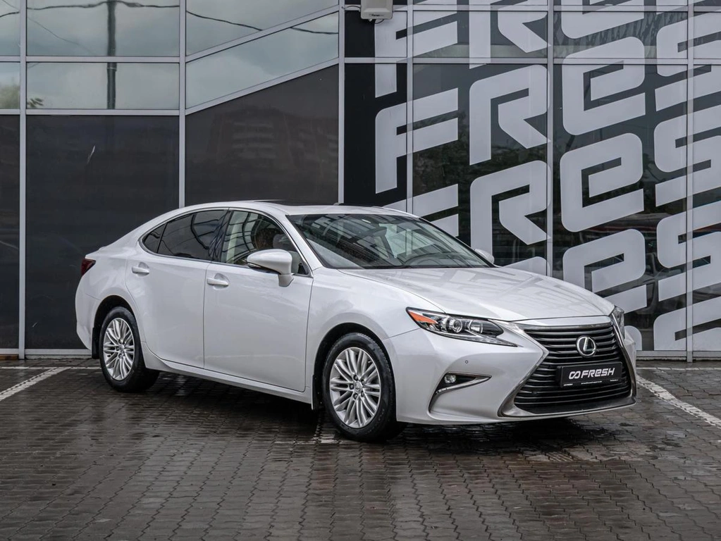 Седан Lexus ES 2016 года, 3245000 рублей, Краснодар
