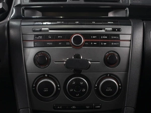 Седан Mazda 3 2006 года, 590000 рублей, Омск