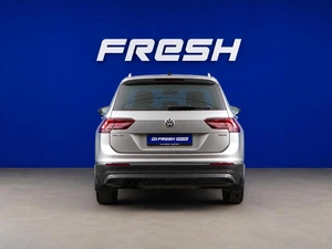 Внедорожник Volkswagen Tiguan 2018 года, 3400777 рублей, Москва