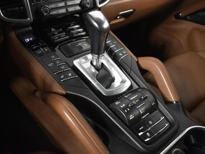 Внедорожник Porsche Cayenne 2017 года, 4212000 рублей, Казань