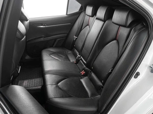 Седан Toyota Camry 2021 года, 3499000 рублей, Тюмень