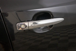 Хетчбэк Nissan Leaf 2011 года, 849000 рублей, Барнаул