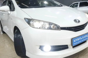 Минивэн Toyota Wish 2011 года, 1199000 рублей, Новокузнецк