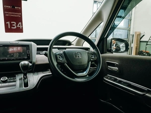 Минивэн Honda Freed 2022 года, 1872000 рублей, Красноярск