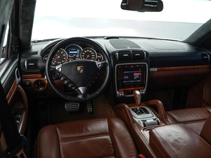 Внедорожник Porsche Cayenne Turbo 2007 года, 1499046 рублей, Москва