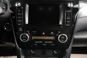 Седан Toyota Camry 2014 года, 1879000 рублей, Тюмень