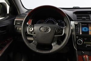 Седан Toyota Camry 2012 года, 2089000 рублей, Новосибирск