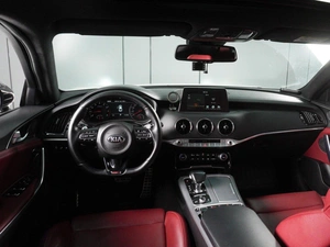 Лифтбек Kia Stinger 2018 года, 2449000 рублей, Минеральные Воды