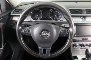 Седан Volkswagen Passat 2012 года, 959000 рублей, Пермь