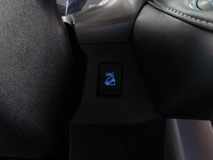 Внедорожник Toyota RAV4 2017 года, 2649000 рублей, Тюмень