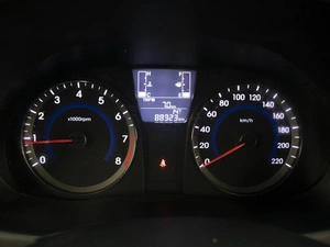 Седан Hyundai Solaris 2015 года, 1130000 рублей, Омск
