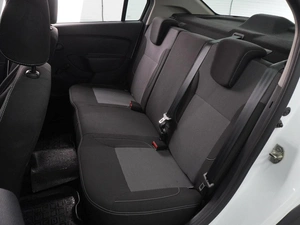 Седан Renault Logan Stepway 2022 года, 1299000 рублей, Воронеж
