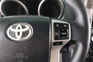 Внедорожник Toyota Land Cruiser Prado 2011 года, 2629000 рублей, Пермь