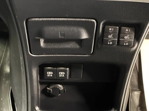 Минивэн Toyota Esquire 2020 года, 2847000 рублей, Красноярск