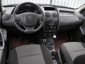 Внедорожник Renault Duster 2015 года, 1050000 рублей, Волгоград