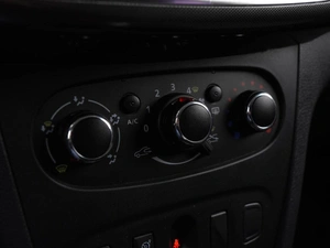 Хетчбэк Renault Sandero Stepway 2019 года, 1290000 рублей, Волгоград