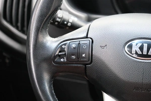 Внедорожник Kia Sportage 2013 года, 1559000 рублей, Омск