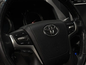 Внедорожник Toyota Land Cruiser Prado 2021 года, 5600000 рублей, Красноярск