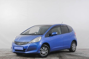 Хетчбэк Honda Fit 2011 года, 899000 рублей, Кемерово