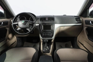 Внедорожник Skoda Yeti 2012 года, 999000 рублей, Новосибирск