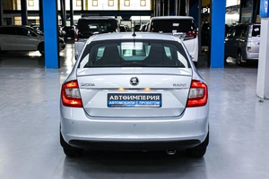 Универсал Skoda Rapid 2015 года, 1018000 рублей, Солонцы