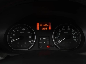 Седан Renault Logan 2011 года, 529000 рублей, Воронеж