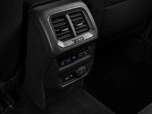 Внедорожник Volkswagen Tiguan 2020 года, 2800000 рублей, Тюмень