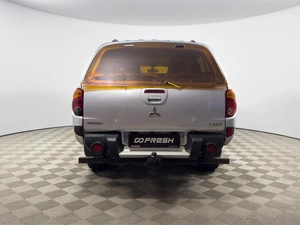 Пикап Mitsubishi L200 2012 года, 1515900 рублей, Казань