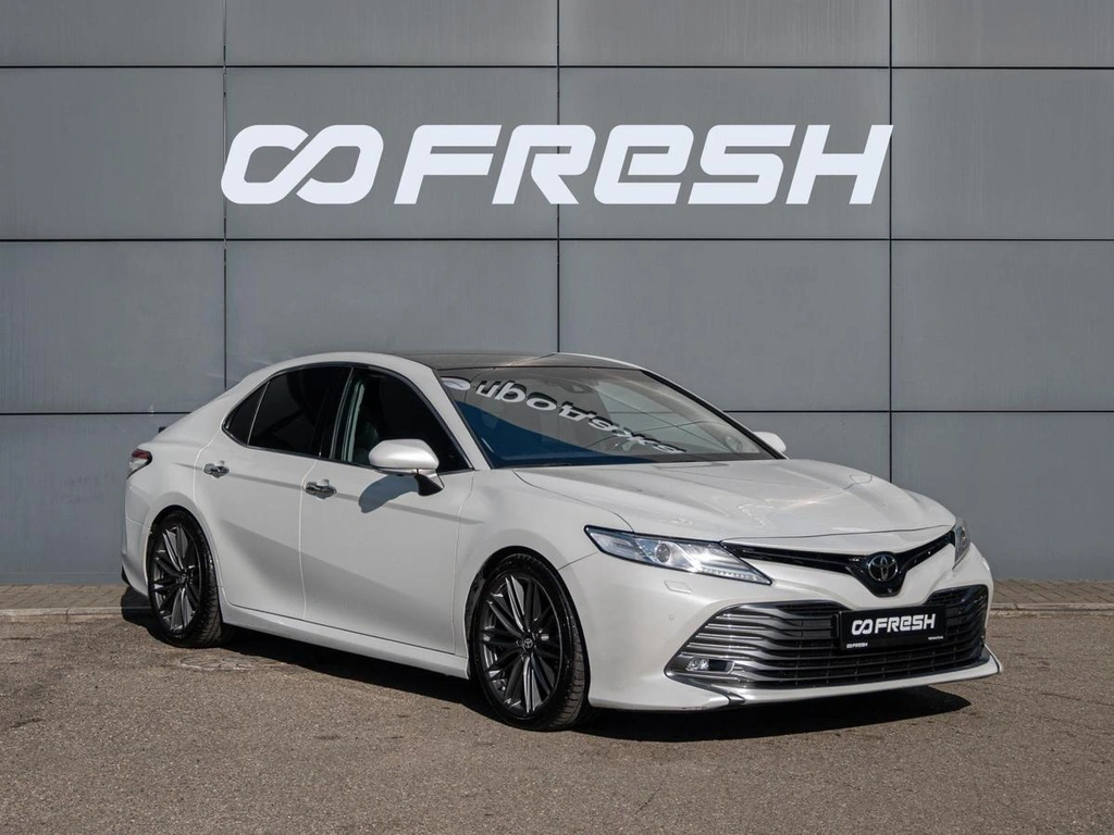 Седан Toyota Camry 2019 года, 3570000 рублей, Краснодар