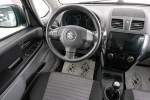 Внедорожник Suzuki SX4 2012 года, 899000 рублей, Красноярск