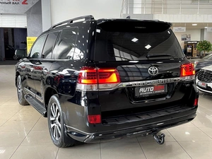 Внедорожник Toyota Land Cruiser 2018 года, 6397000 рублей, Солонцы