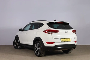 Внедорожник Hyundai Tucson 2015 года, 2169000 рублей, Новосибирск