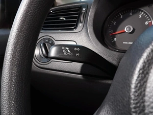 Седан Volkswagen Polo 2011 года, 638000 рублей, Тверь