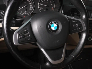 Внедорожник BMW X1 2017 года, 2265000 рублей, Красный Пахарь