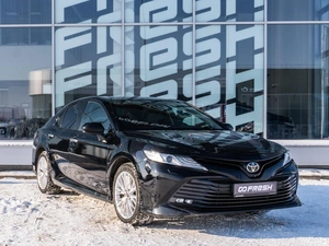 Седан Toyota Camry 2018 года, 2310000 рублей, Самара
