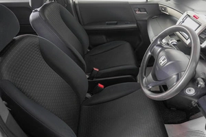 Минивэн Honda Freed 2010 года, 969000 рублей, Кемерово