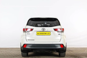 Внедорожник Toyota Highlander 2014 года, 2849000 рублей, Тюмень