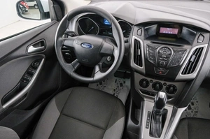 Седан Ford Focus 2012 года, 1049000 рублей, Красноярск