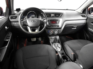 Седан Kia Rio 2012 года, 799900 рублей, Казань