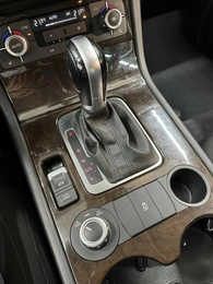 Внедорожник Volkswagen Touareg 2014 года, 2480000 рублей, Красноярск