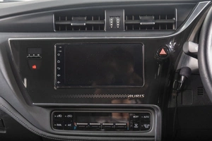 Хетчбэк Toyota Auris 2016 года, 1649000 рублей, Томск