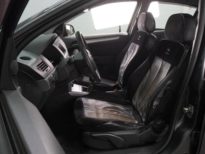 Седан Opel Astra 2011 года, 699000 рублей, Воронеж