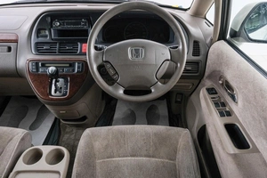 Минивэн Honda Odyssey 2001 года, 629000 рублей, Красноярск