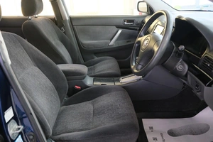 Седан Toyota Allion 2003 года, 719000 рублей, Омск