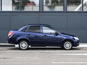 Седан ВАЗ (LADA) Granta 2012 года, 399000 рублей, Кирилловка